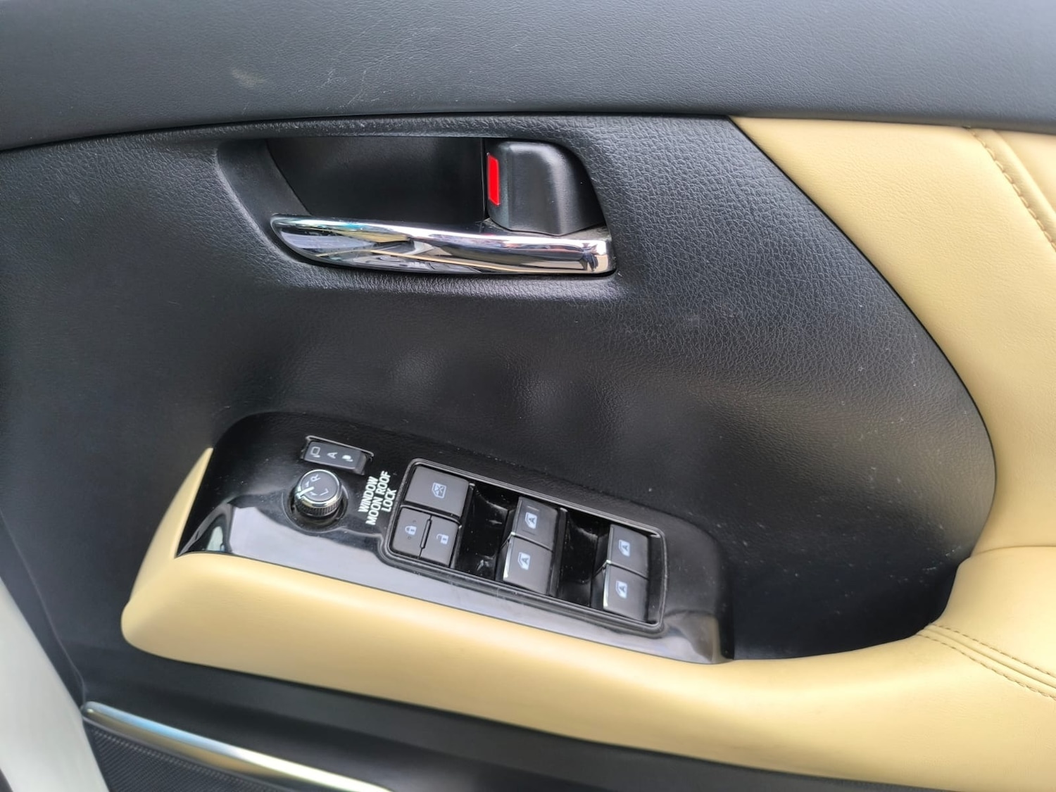 Used Toyota Alphard 2019 for sale - 76490499: Photo 49