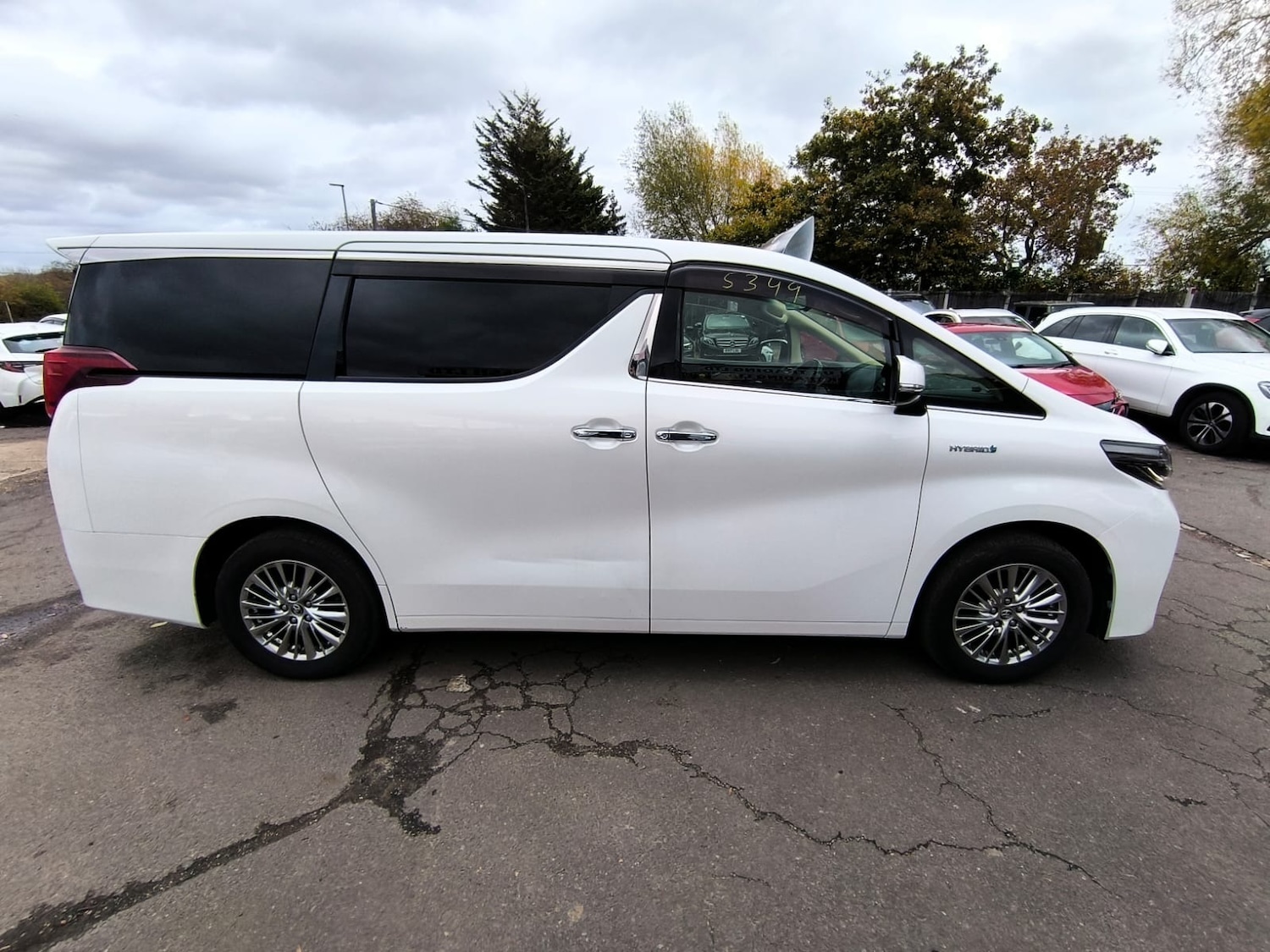 Used Toyota Alphard 2019 for sale - 76490499: Photo 5