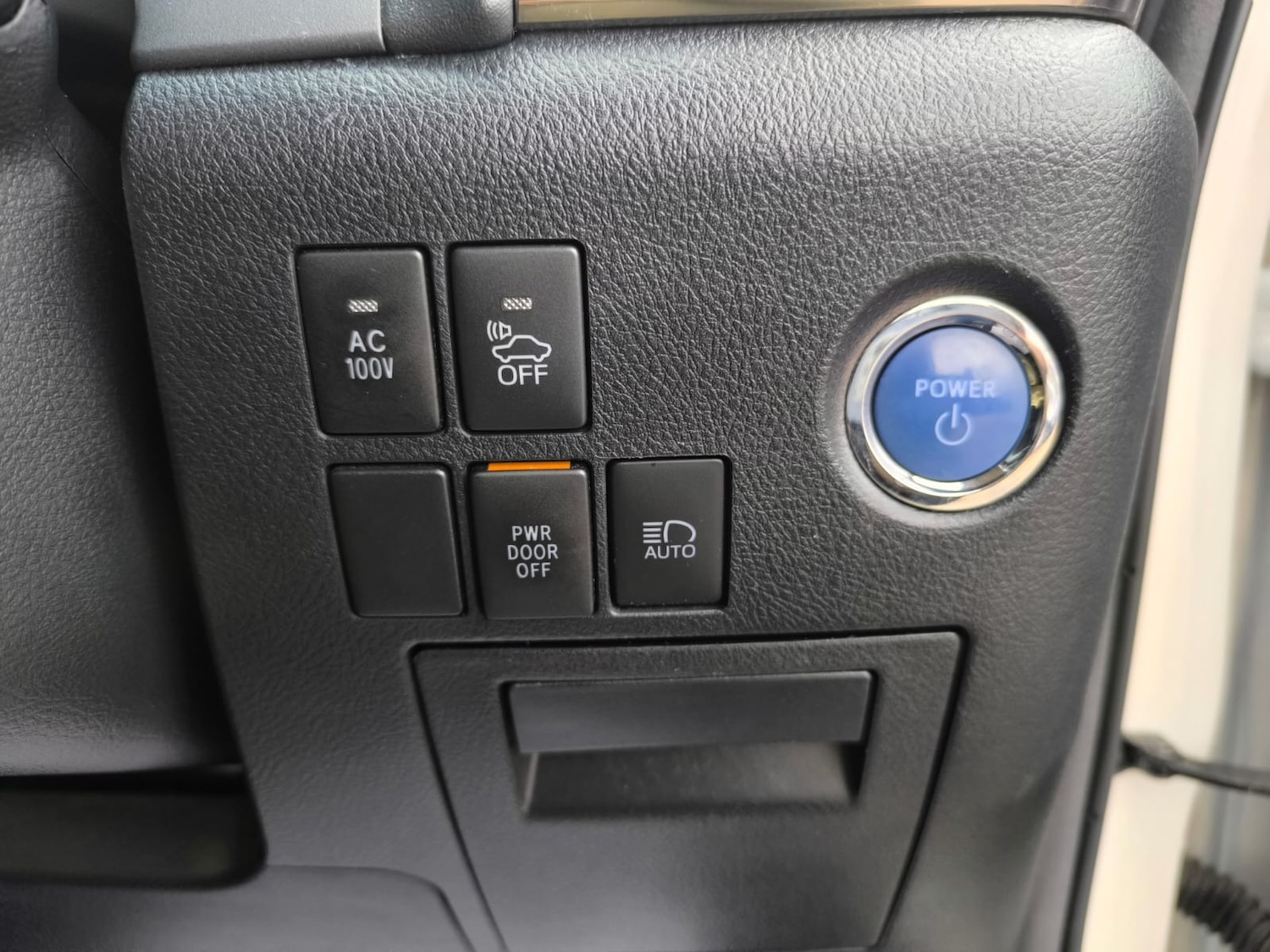 Used Toyota Alphard 2019 for sale - 76490499: Photo 50