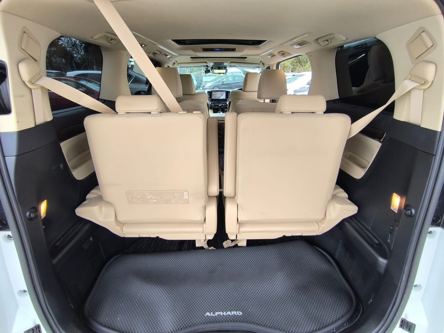 Used Toyota Alphard 2019 for sale - 76490499: Photo 51