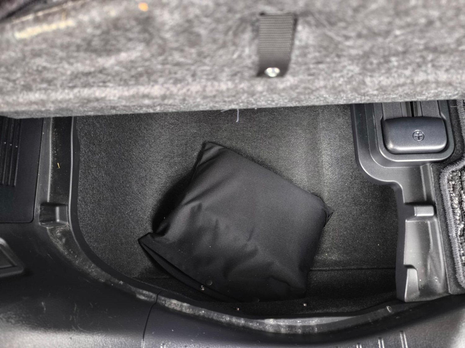 Used Toyota Alphard 2019 for sale - 76490499: Photo 55