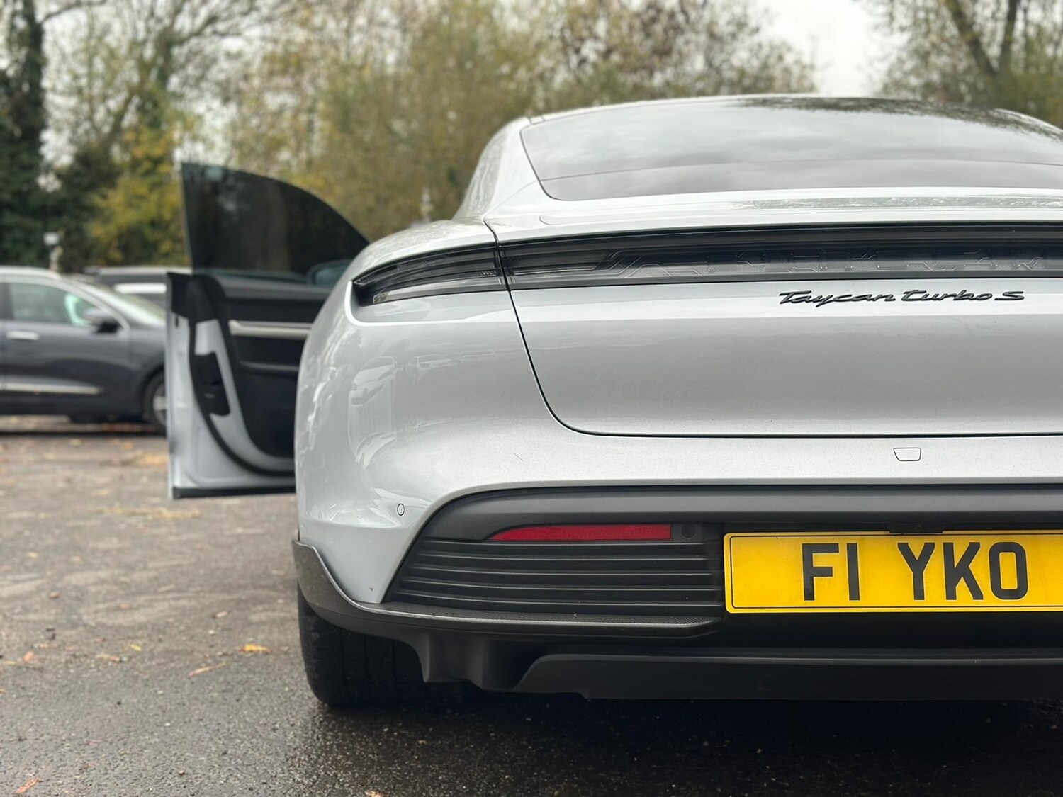 Used Porsche Taycan 2022 for sale - 76553927: Photo 13