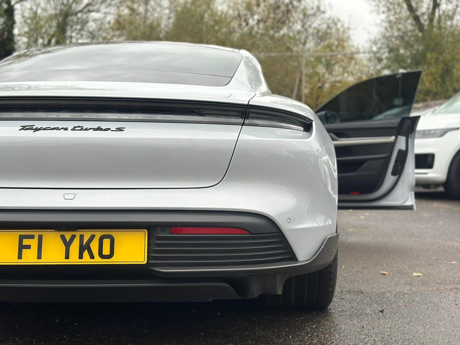 Used Porsche Taycan 2022 for sale - 76553927: Photo 14