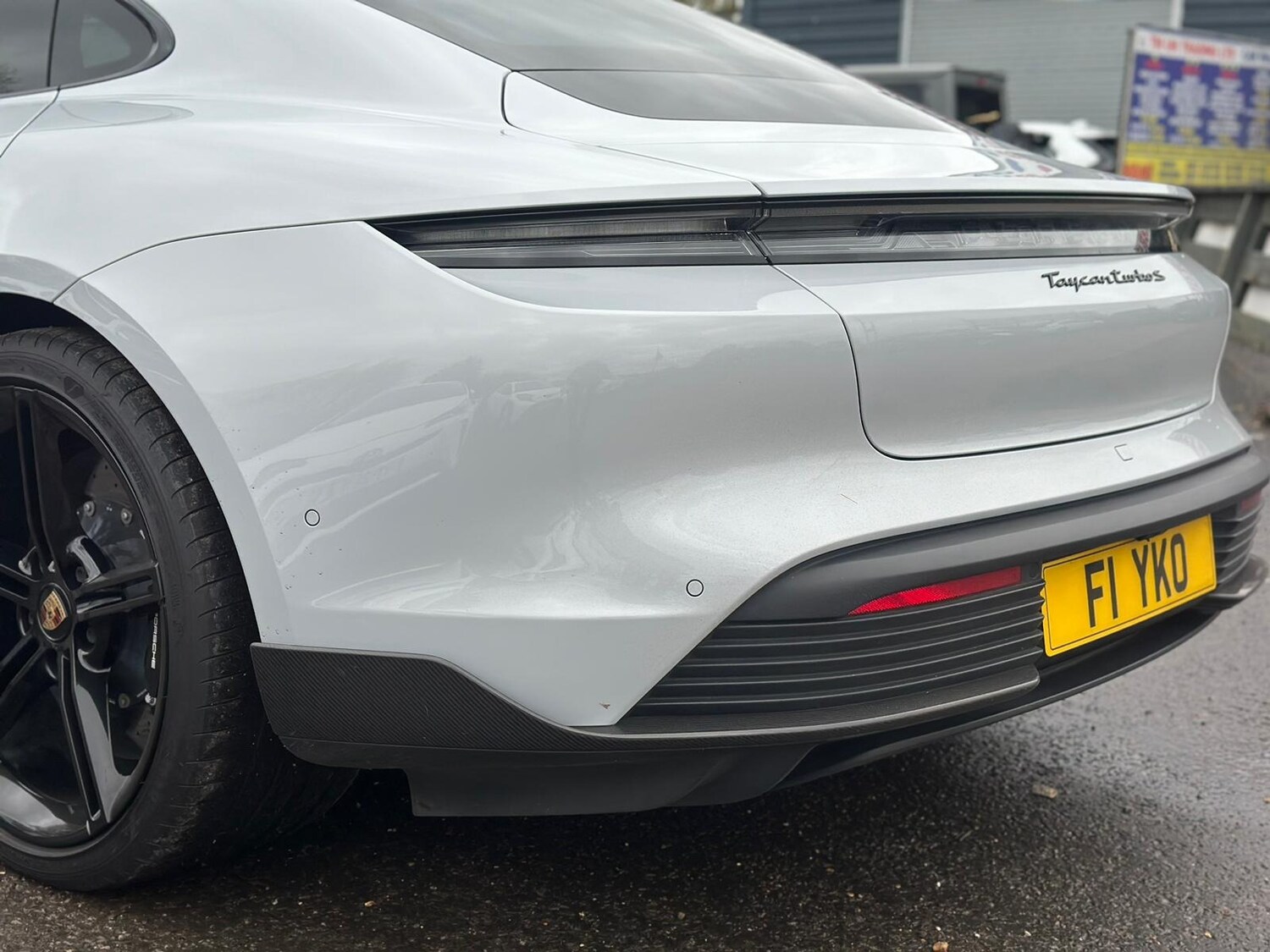 Used Porsche Taycan 2022 for sale - 76553927: Photo 18