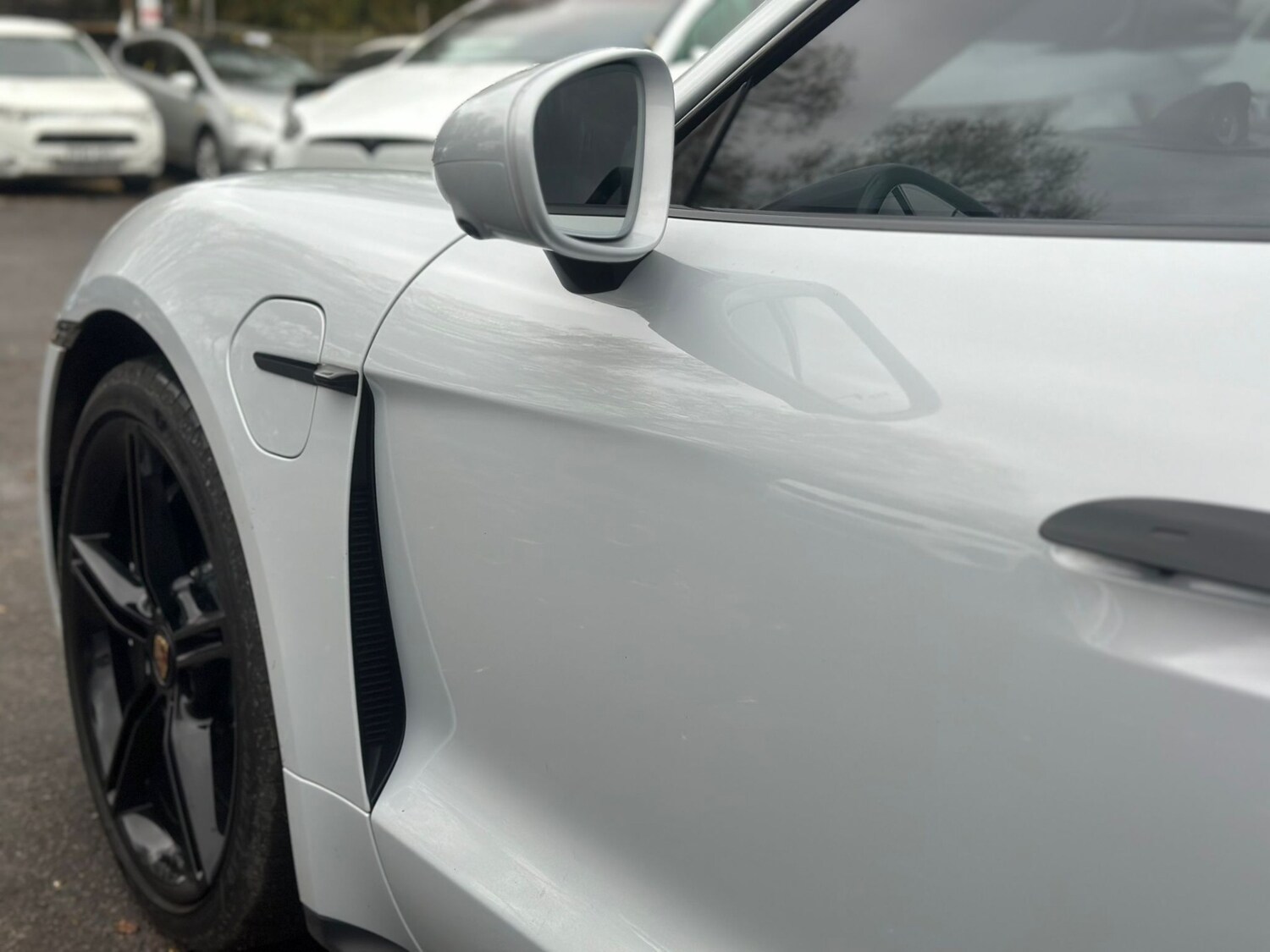 Used Porsche Taycan 2022 for sale - 76553927: Photo 24