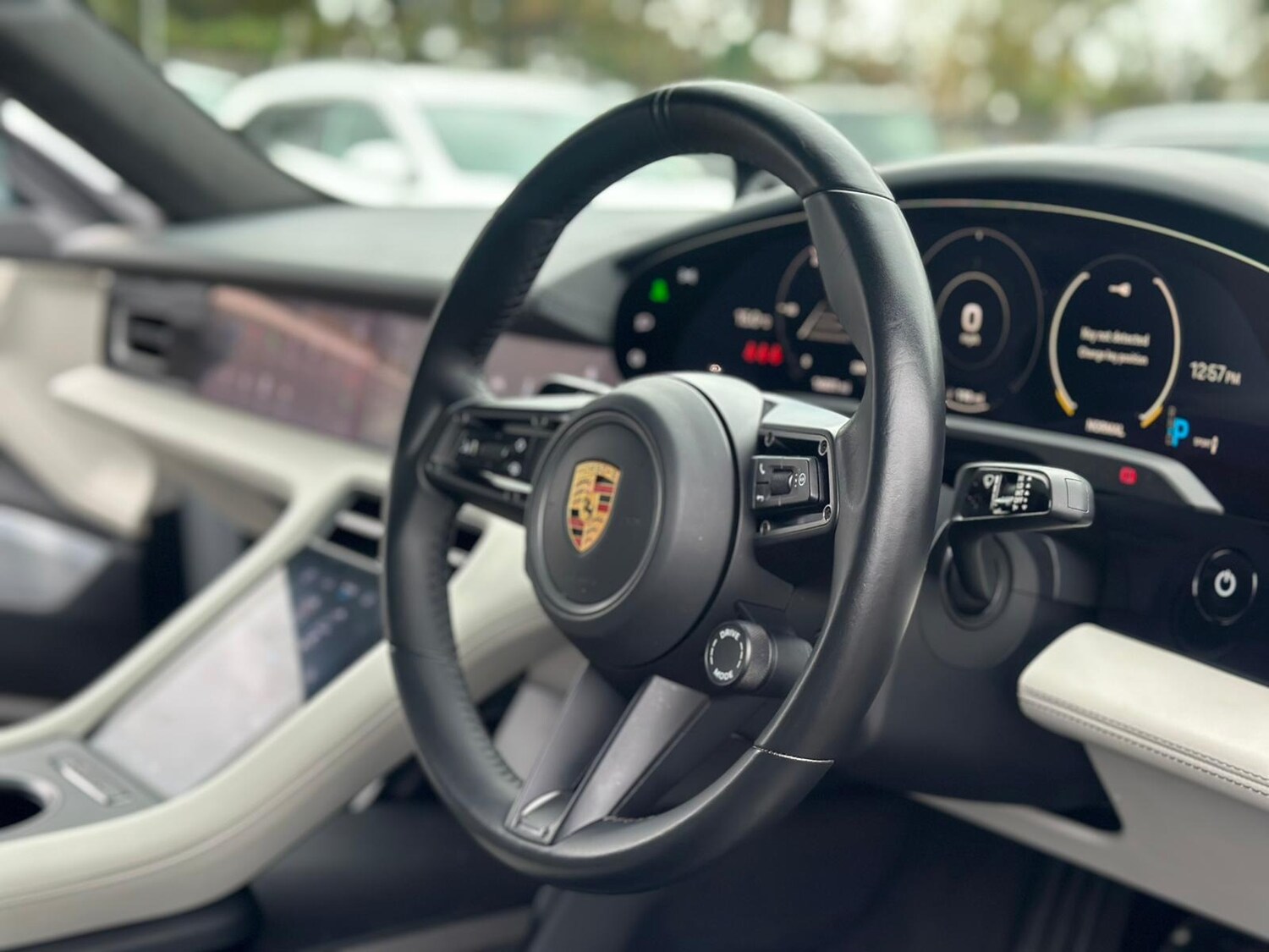 Used Porsche Taycan 2022 for sale - 76553927: Photo 37