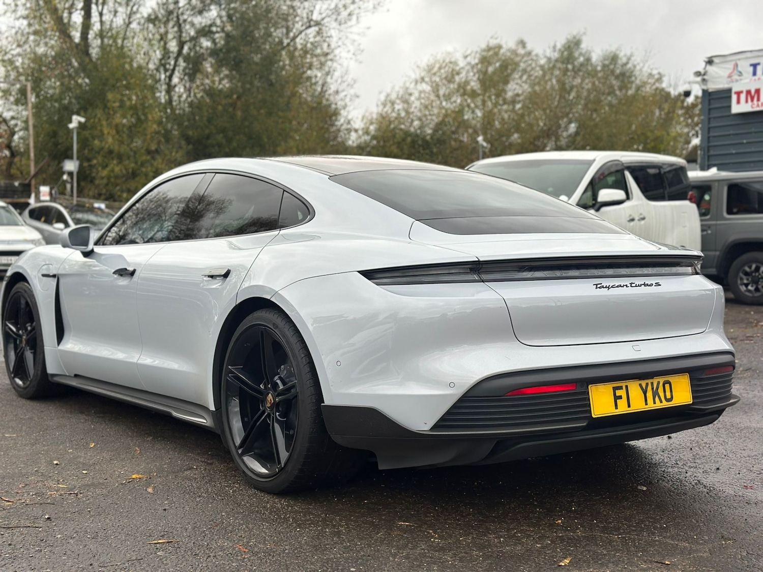 Used Porsche Taycan 2022 for sale - 76553927: Photo 5