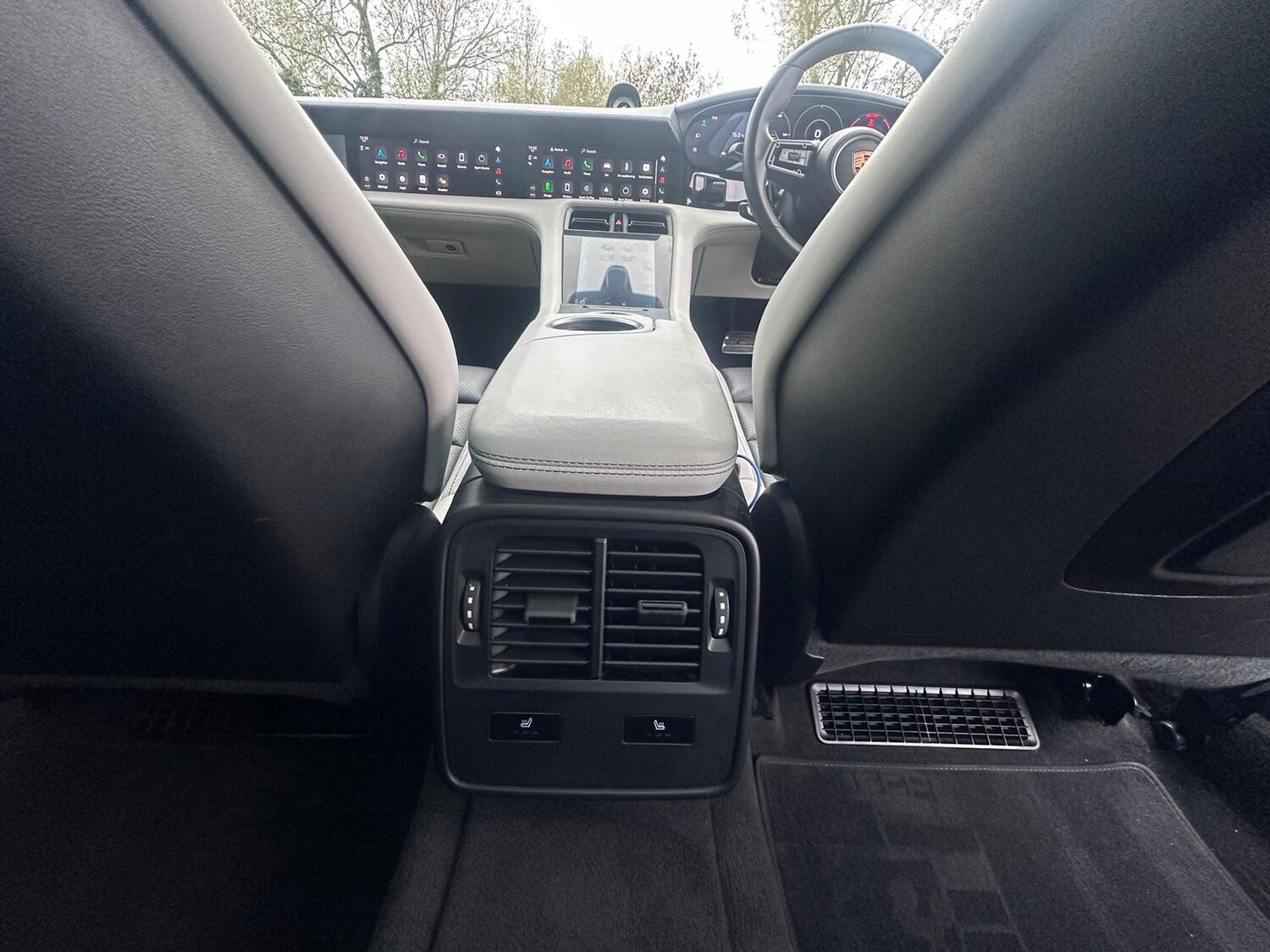 Used Porsche Taycan 2022 for sale - 76553927: Photo 52