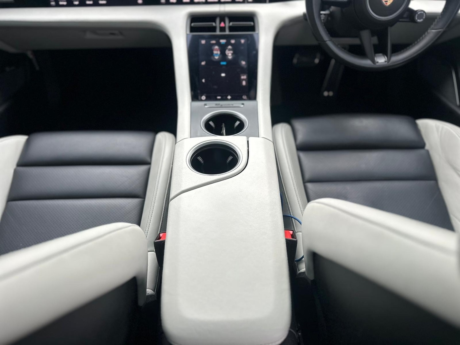 Used Porsche Taycan 2022 for sale - 76553927: Photo 53