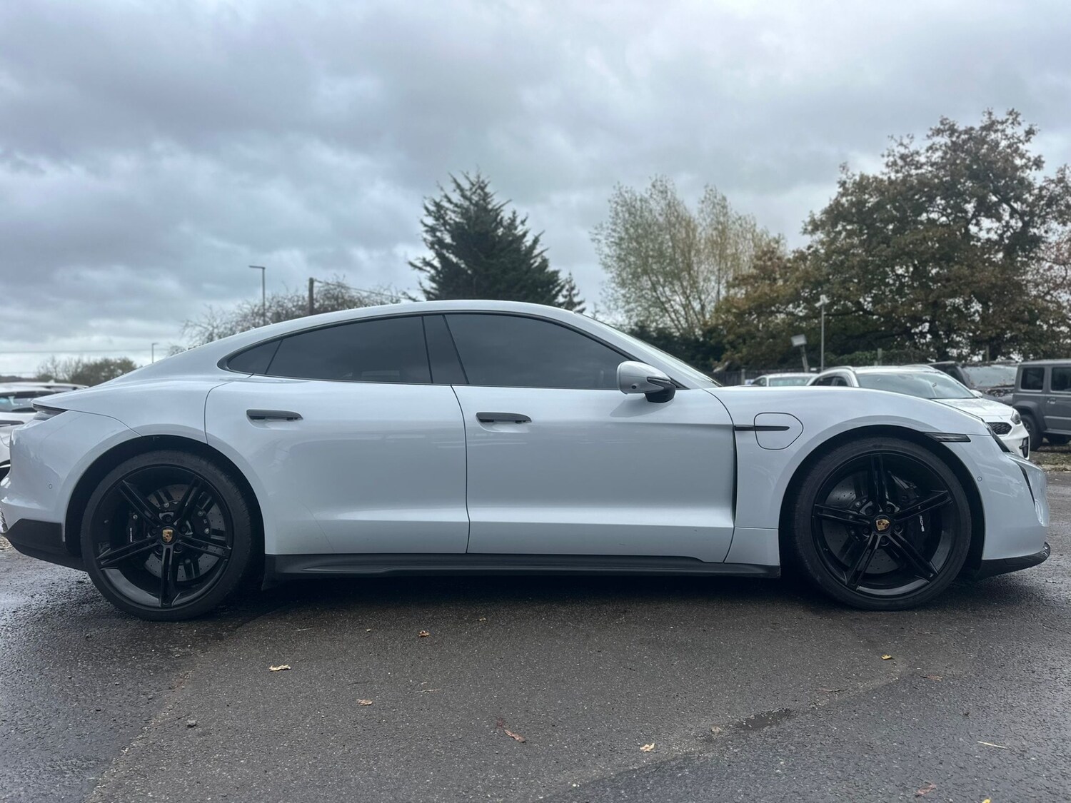 Used Porsche Taycan 2022 for sale - 76553927: Photo 6