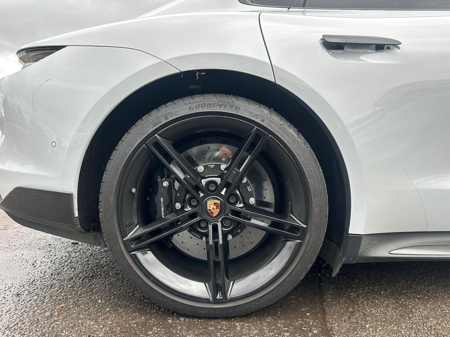 Used Porsche Taycan 2022 for sale - 76553927: Photo 64