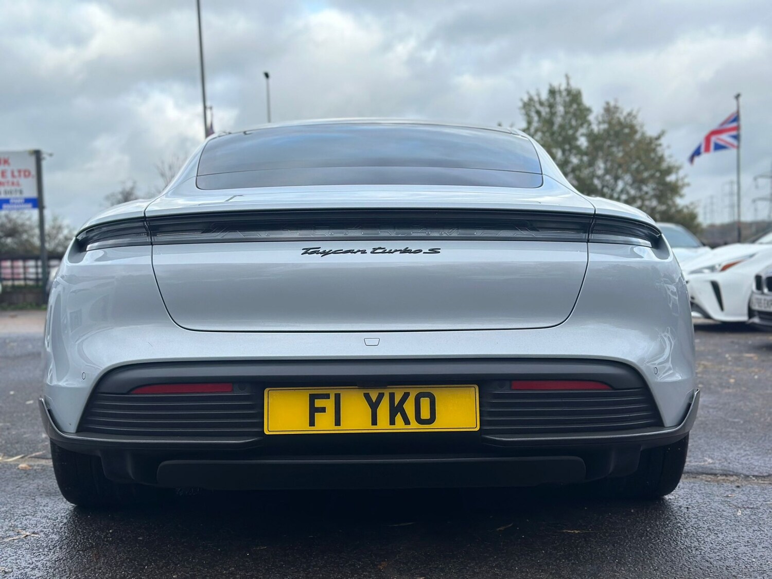 Used Porsche Taycan 2022 for sale - 76553927: Photo 8