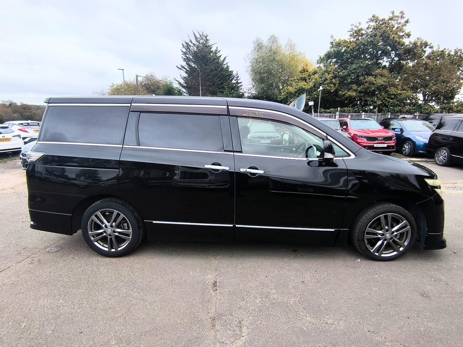 Used Nissan Elgrand 2012 for sale - 76287400: Photo 5