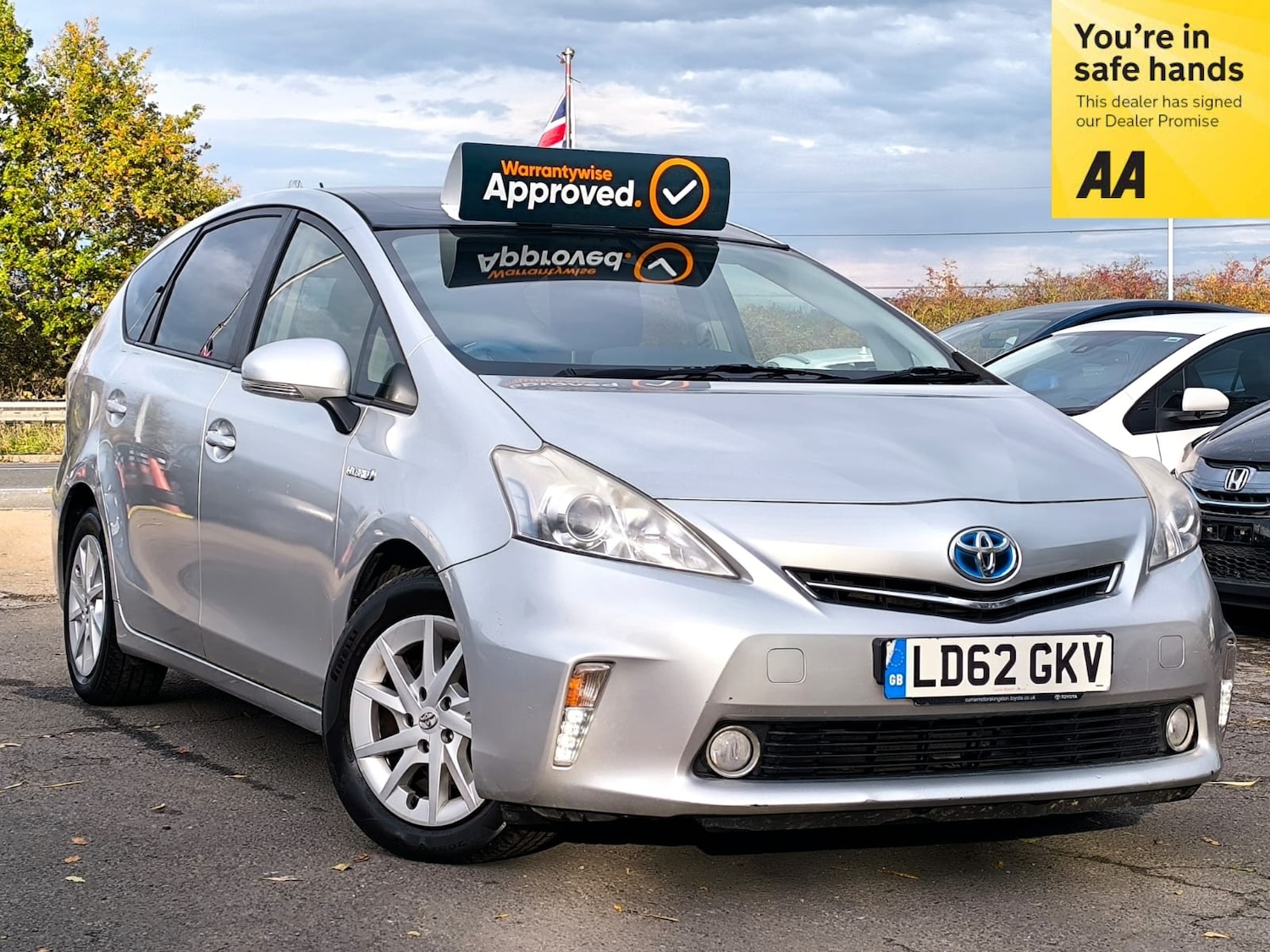 Used Toyota Prius+ 2012 for sale - 76492325: Photo 1