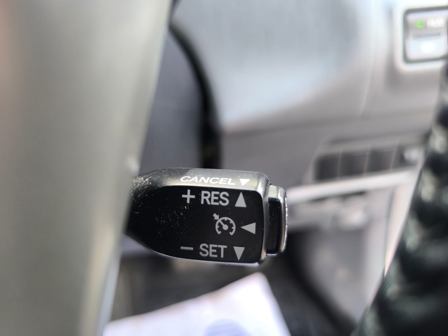 Used Toyota Prius+ 2012 for sale - 76492325: Photo 17