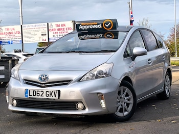 Used Toyota Prius+ 2012 for sale - 76492325: Photo