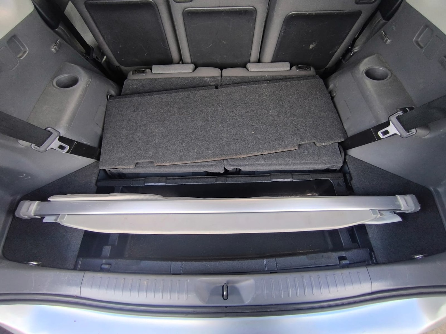 Used Toyota Prius+ 2012 for sale - 76492325: Photo 31