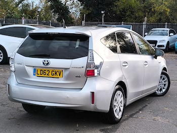 Used Toyota Prius+ 2012 for sale - 76492325: Photo