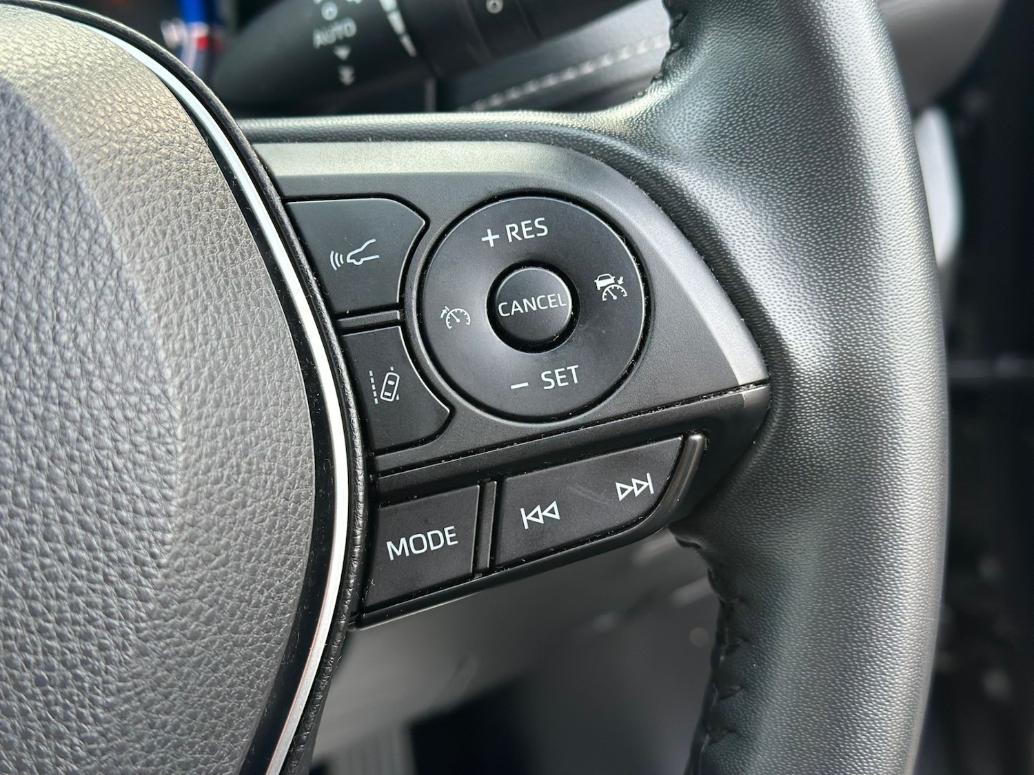 Used Toyota RAV4 2022 for sale - 77135920: Photo 23