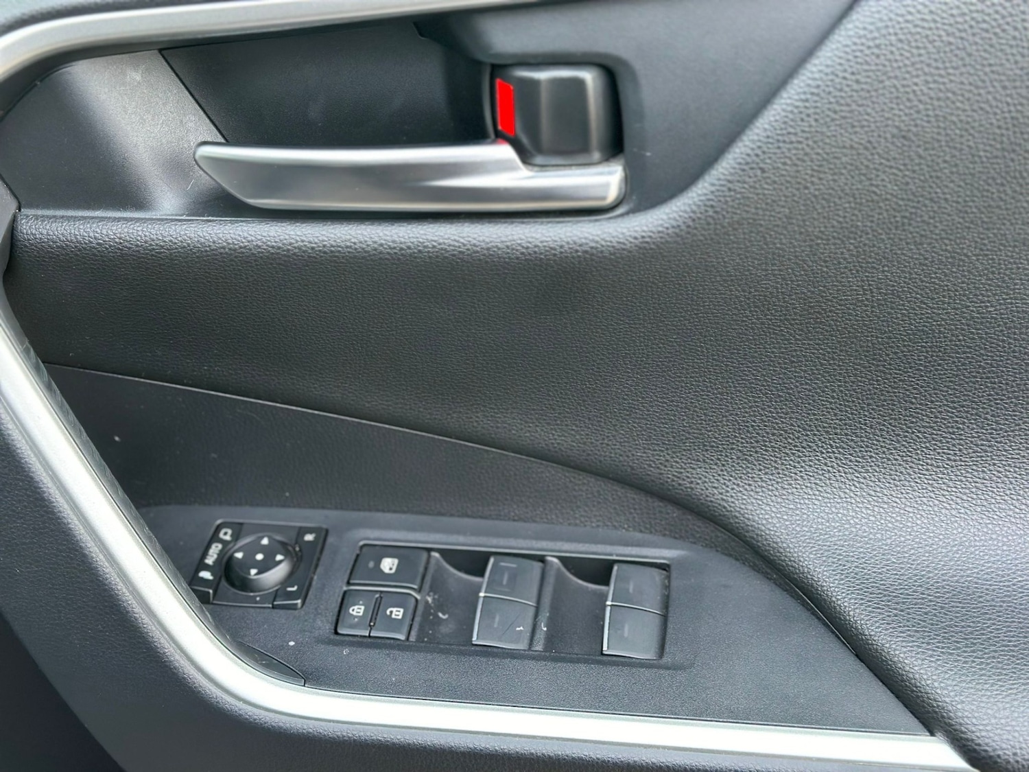 Used Toyota RAV4 2022 for sale - 77135920: Photo 41