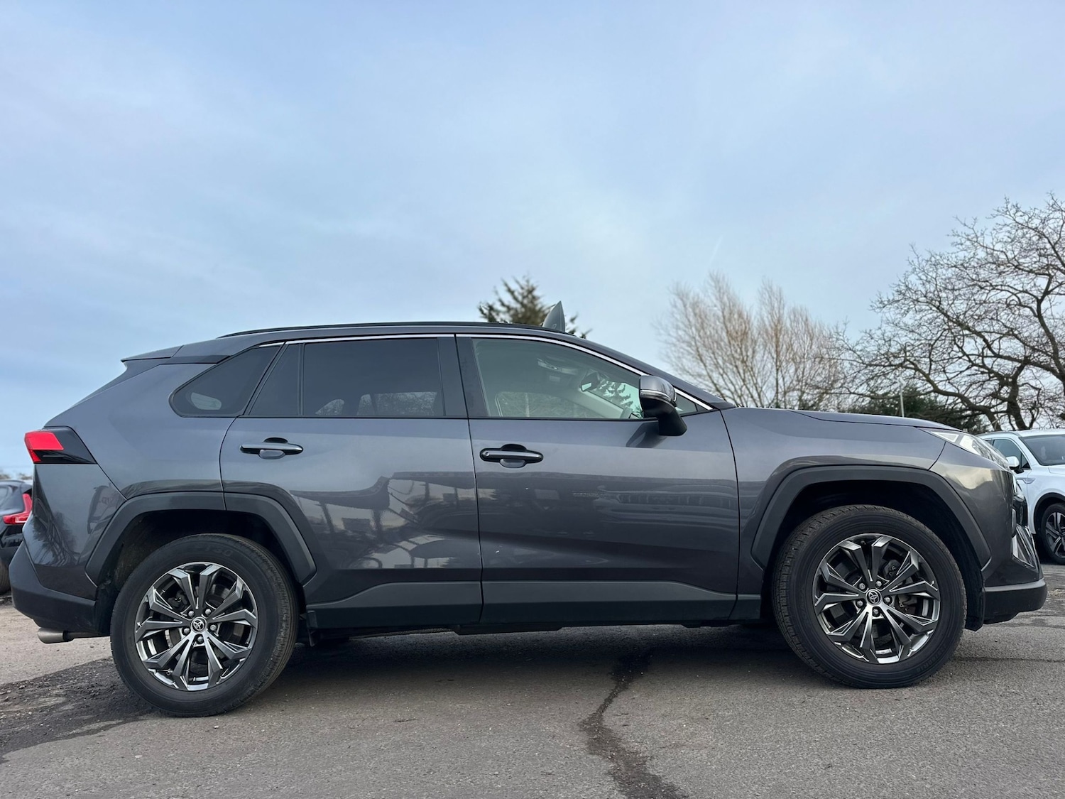 Used Toyota RAV4 2022 for sale - 77135920: Photo 5