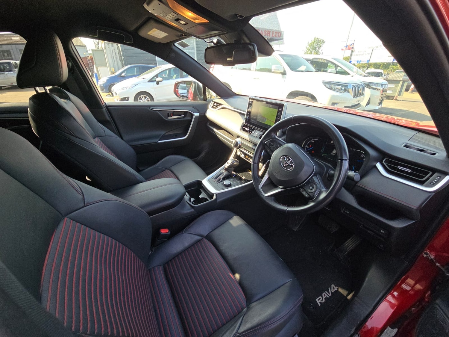 Used Toyota RAV4 2021 for sale - 76957440: Photo 18