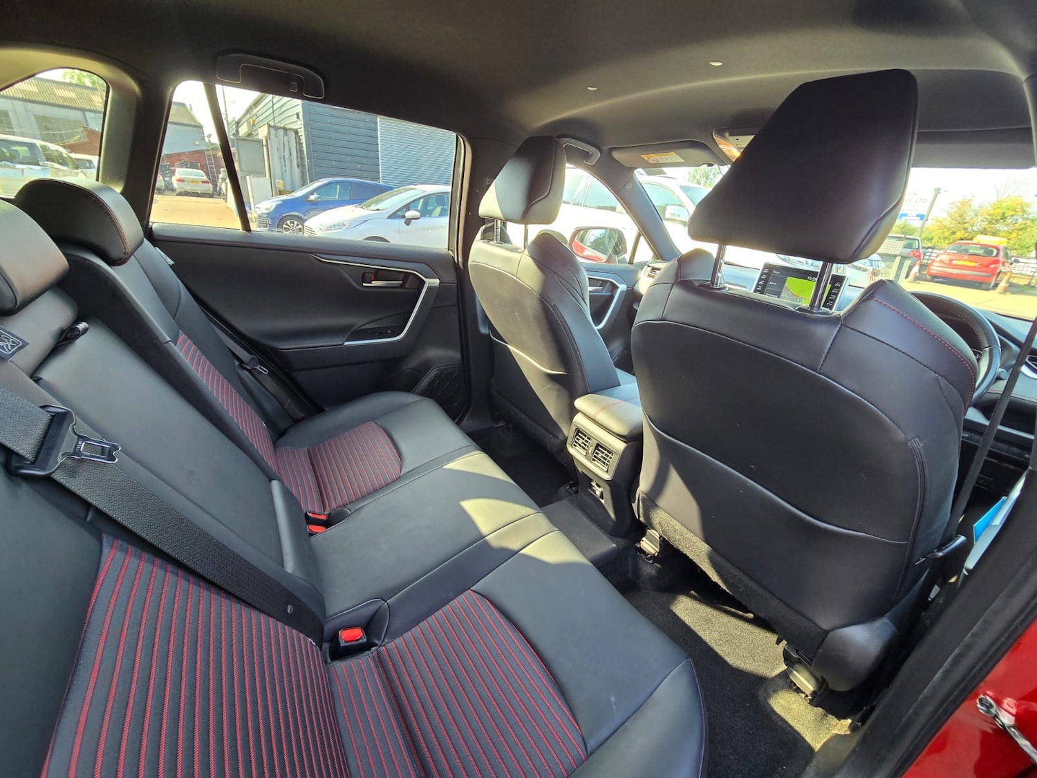 Used Toyota RAV4 2021 for sale - 76957440: Photo 19