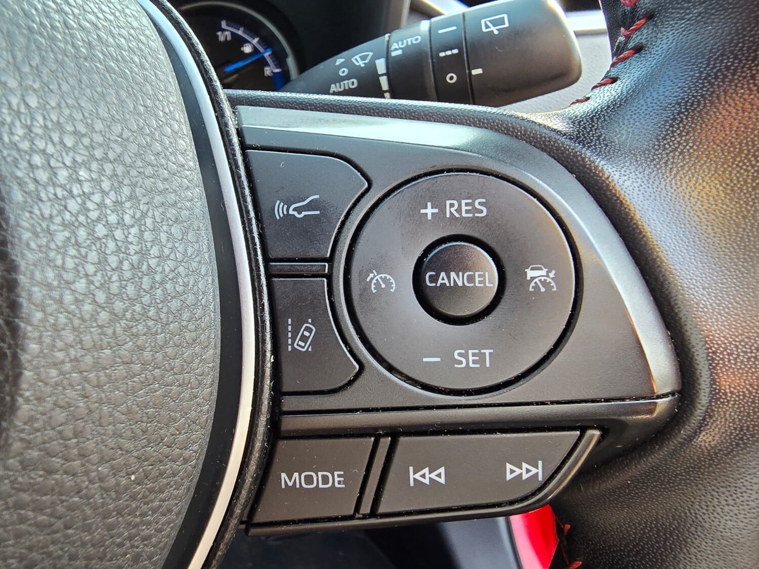 Used Toyota RAV4 2021 for sale - 76957440: Photo 23