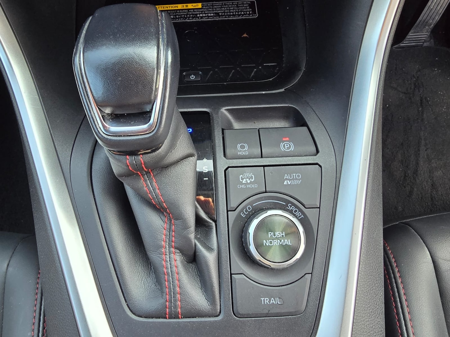 Used Toyota RAV4 2021 for sale - 76957440: Photo 24