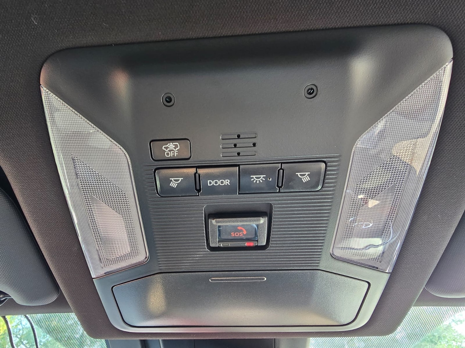 Used Toyota RAV4 2021 for sale - 76957440: Photo 30