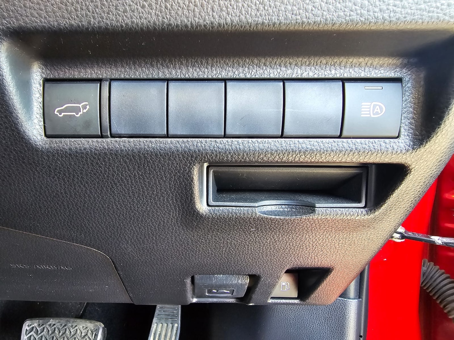 Used Toyota RAV4 2021 for sale - 76957440: Photo 31