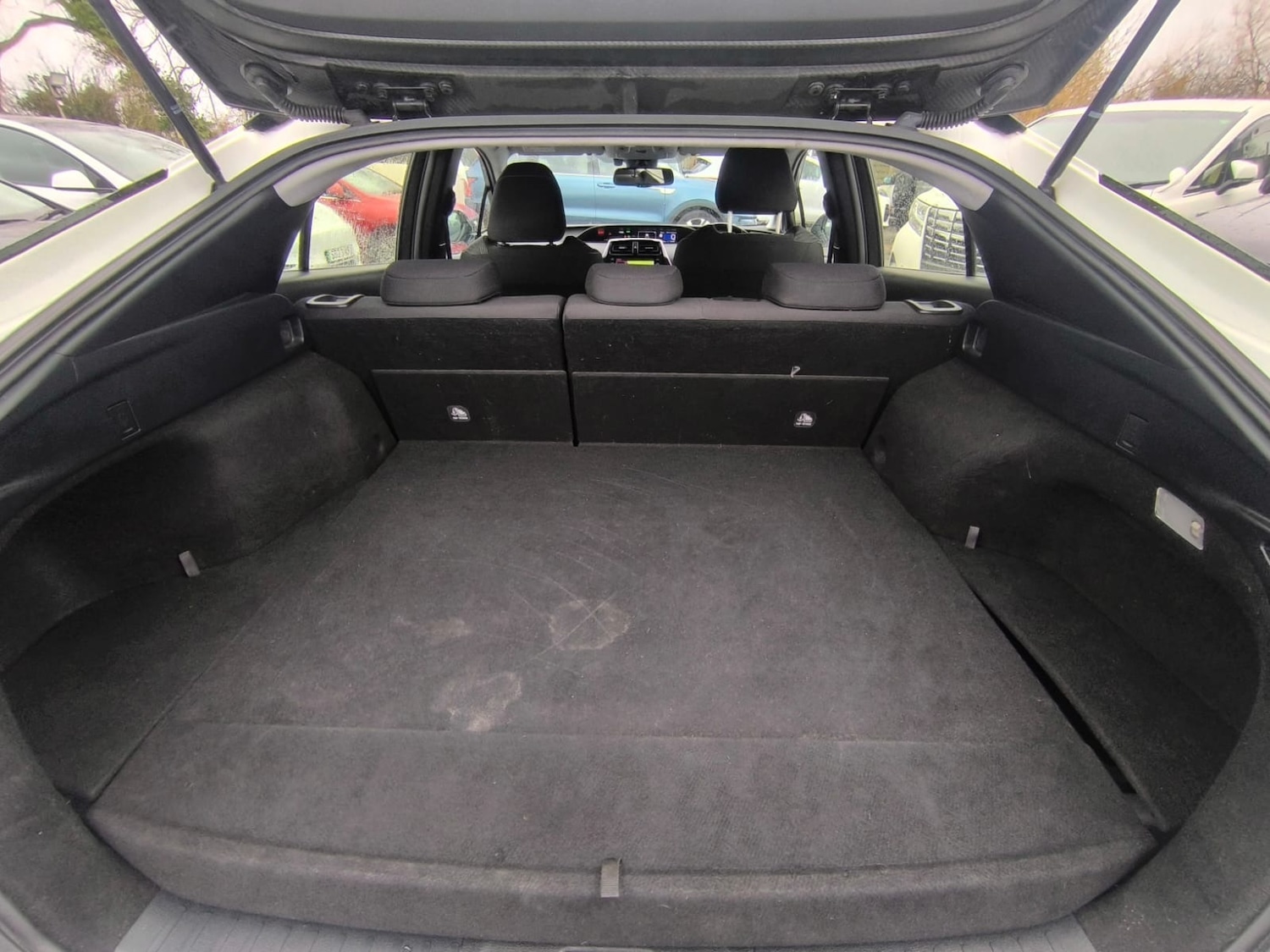 Used Toyota Prius 2021 for sale - 77282081: Photo 33