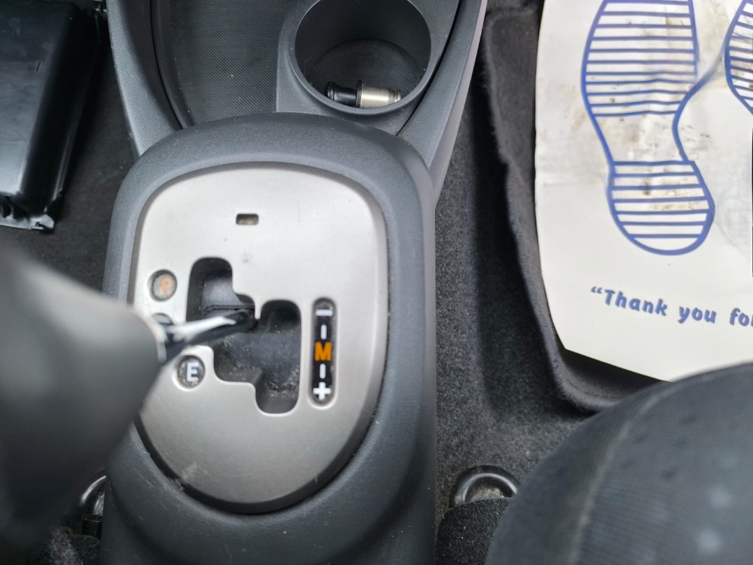 Used Toyota Yaris 2010 for sale - 77687944: Photo 19