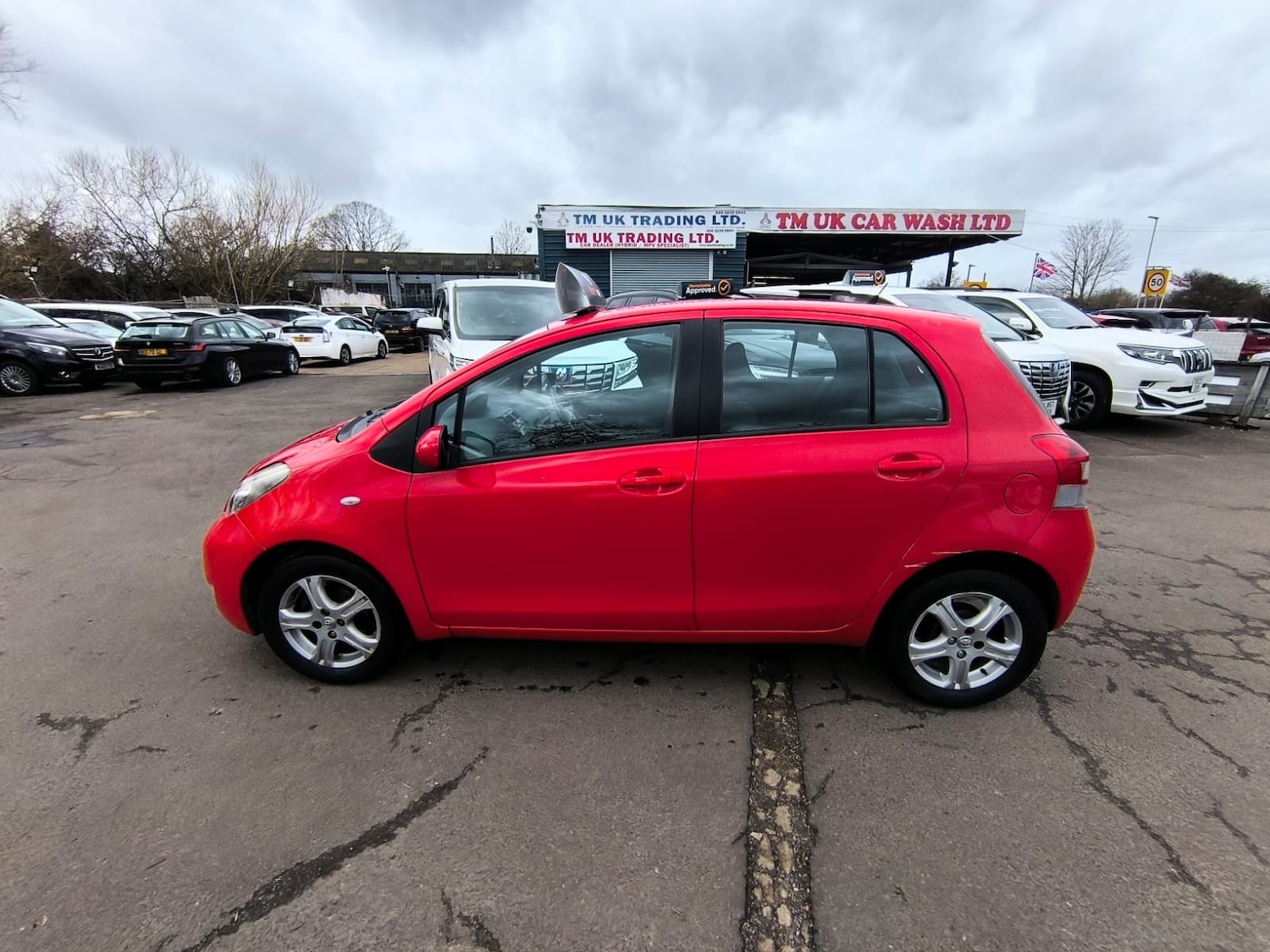 Used Toyota Yaris 2010 for sale - 77687944: Photo 6
