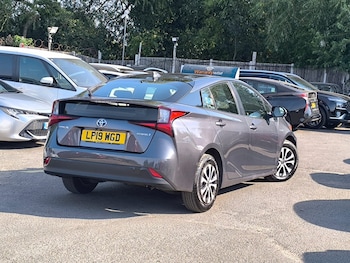 Used Toyota Prius 2019 for sale - 79418243: Photo
