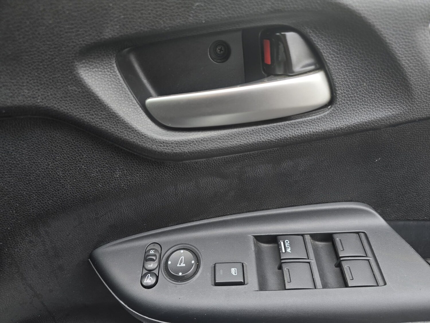 Used Honda Jazz 2014 for sale - 77730920: Photo 23