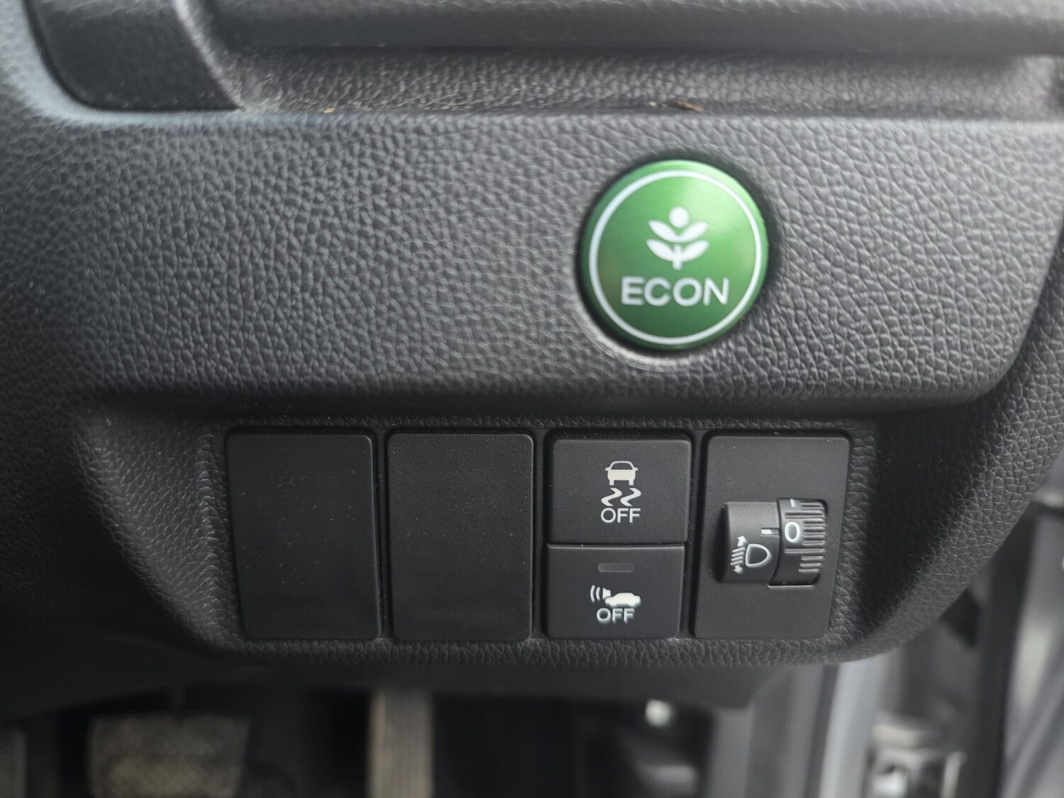 Used Honda Jazz 2014 for sale - 77730920: Photo 24