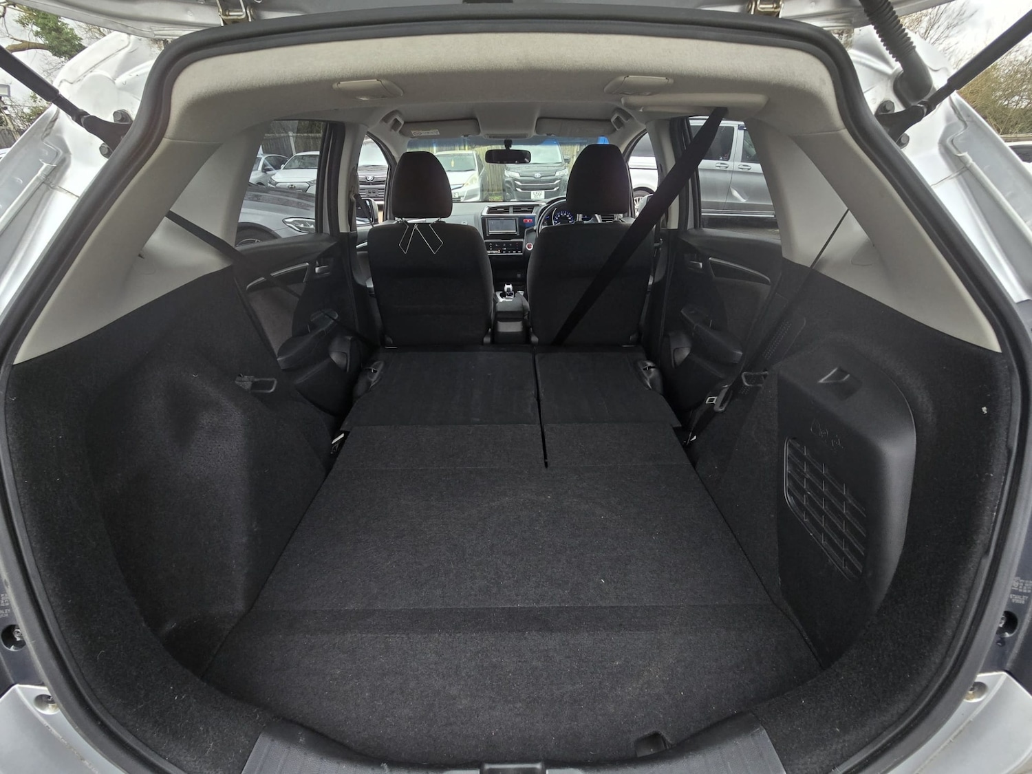 Used Honda Jazz 2014 for sale - 77730920: Photo 27