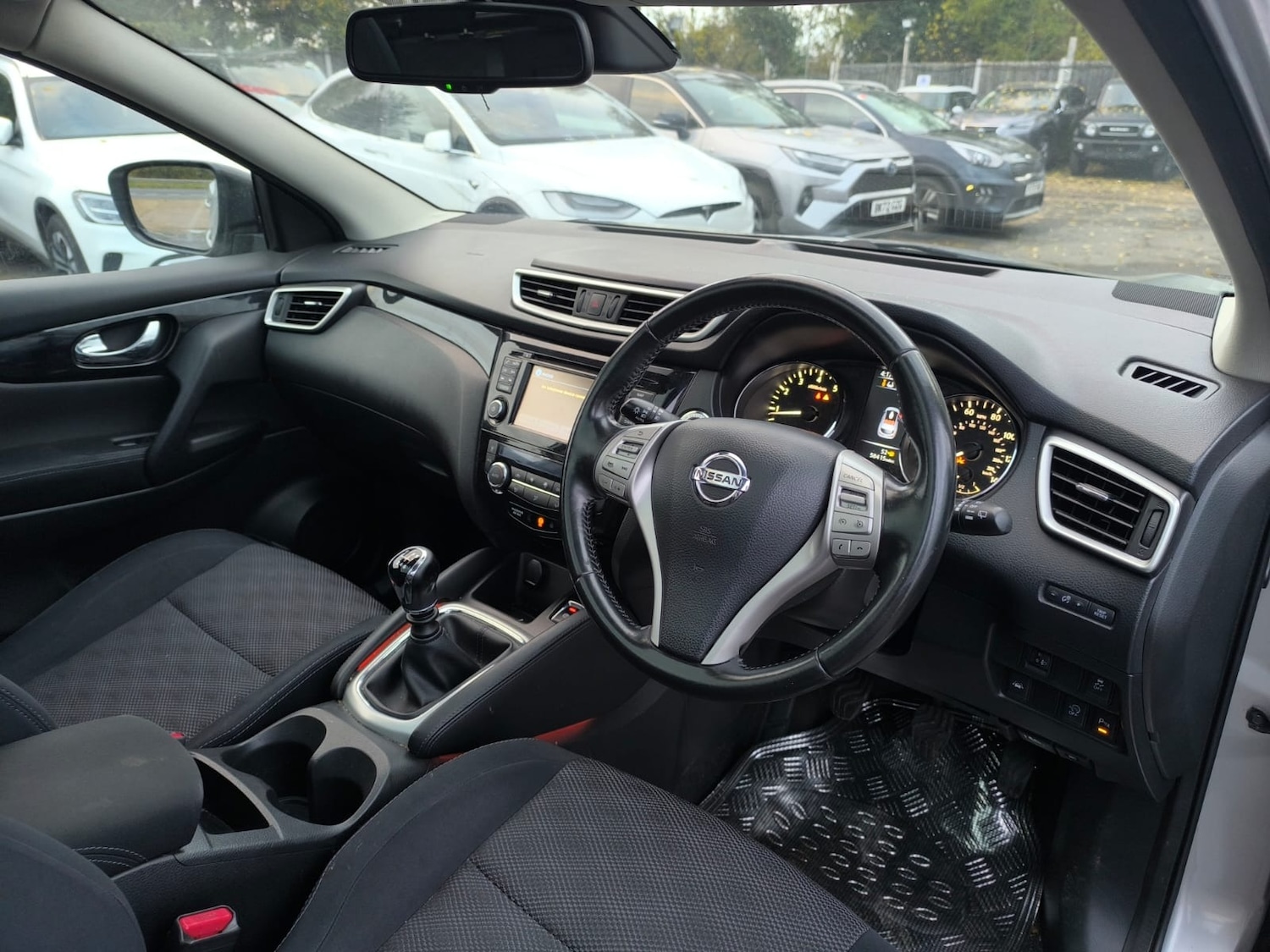 Used Nissan Qashqai 2015 for sale - 76477575: Photo 10