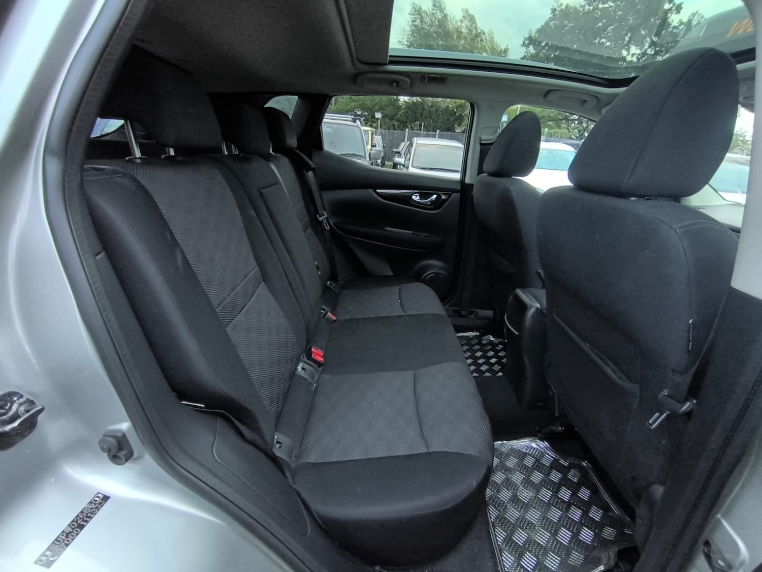 Used Nissan Qashqai 2015 for sale - 76477575: Photo 11