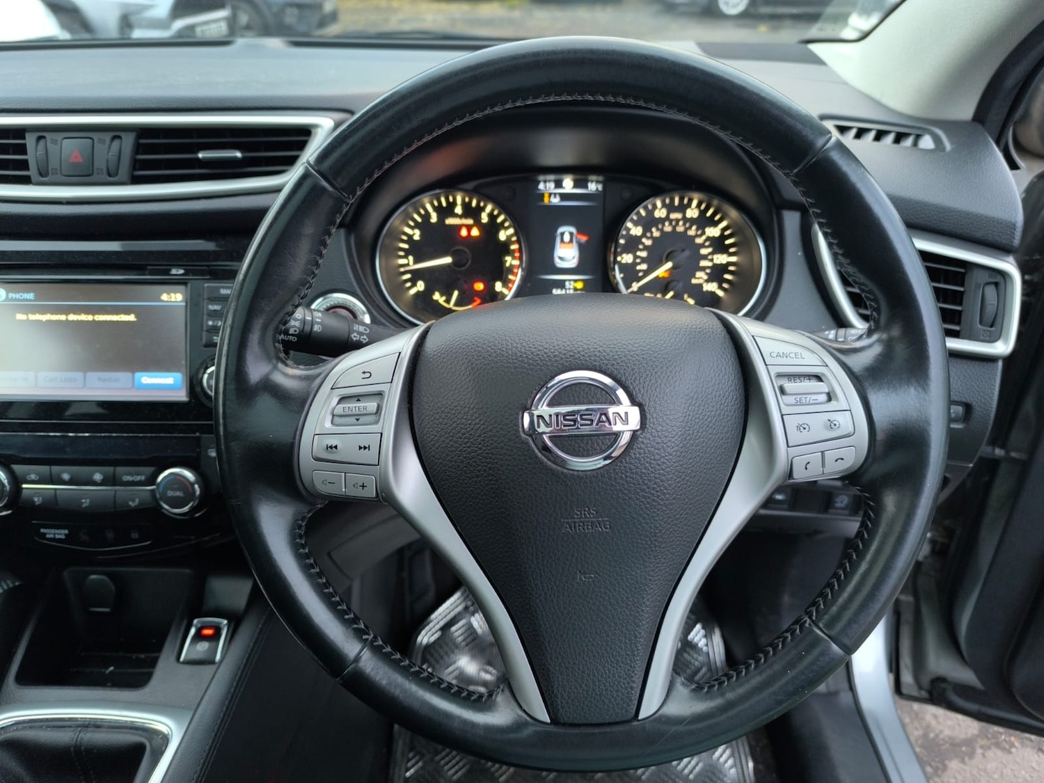 Used Nissan Qashqai 2015 for sale - 76477575: Photo 15