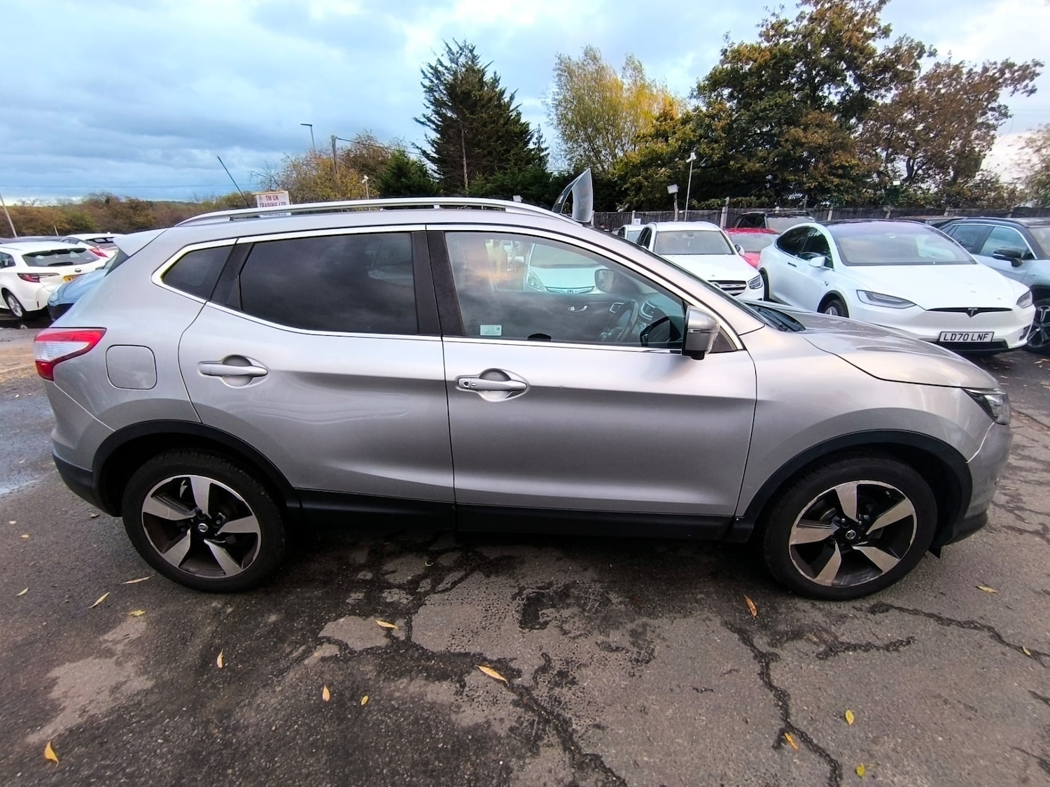 Used Nissan Qashqai 2015 for sale - 76477575: Photo 5