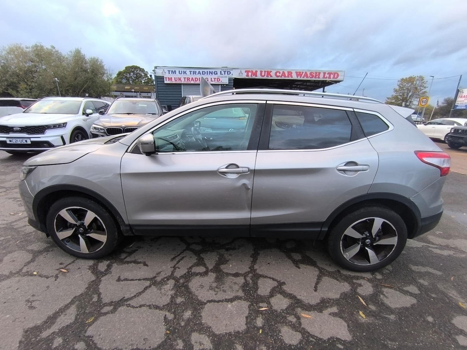Used Nissan Qashqai 2015 for sale - 76477575: Photo 6