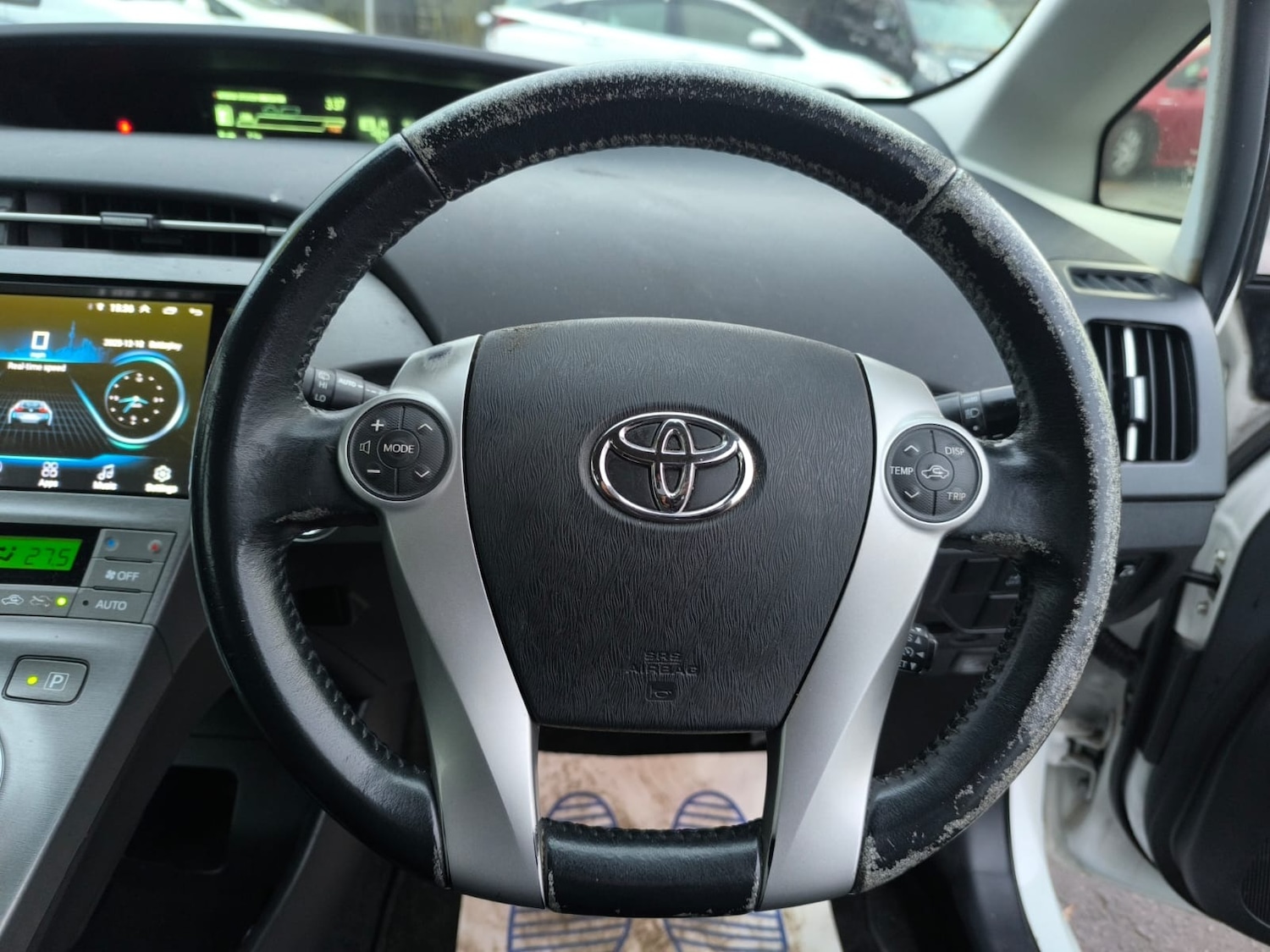 Used Toyota Prius 2015 for sale - 76945948: Photo 14