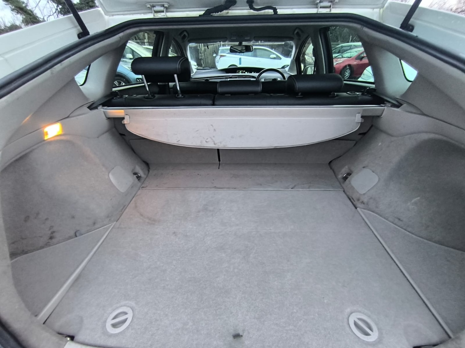 Used Toyota Prius 2015 for sale - 76945948: Photo 26