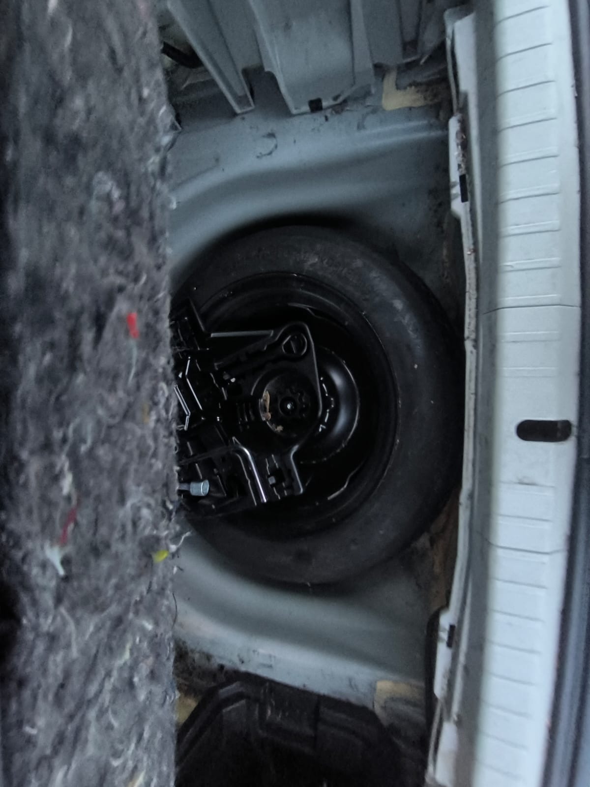 Used Toyota Prius 2015 for sale - 76945948: Photo 29