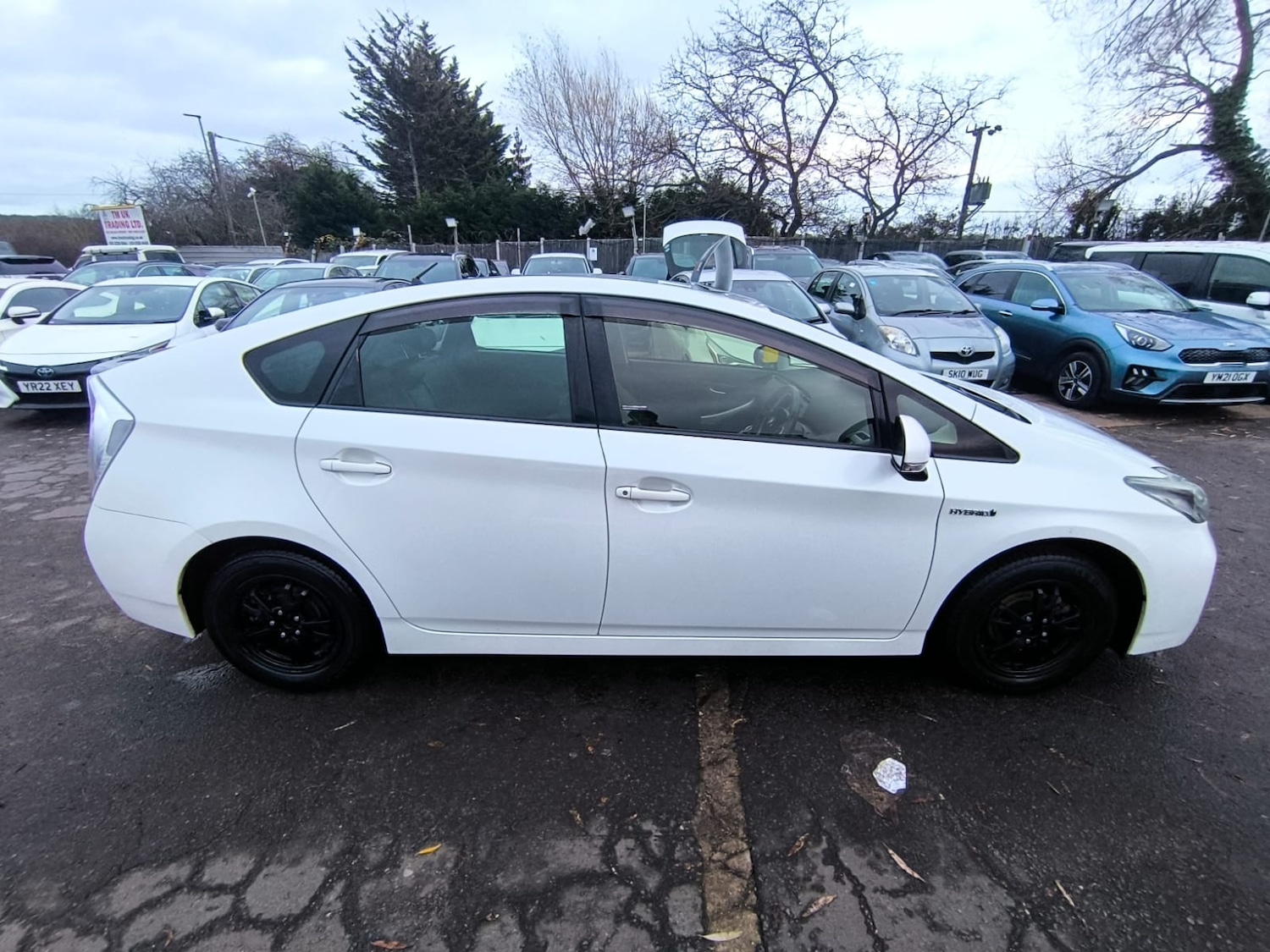 Used Toyota Prius 2015 for sale - 76945948: Photo 5