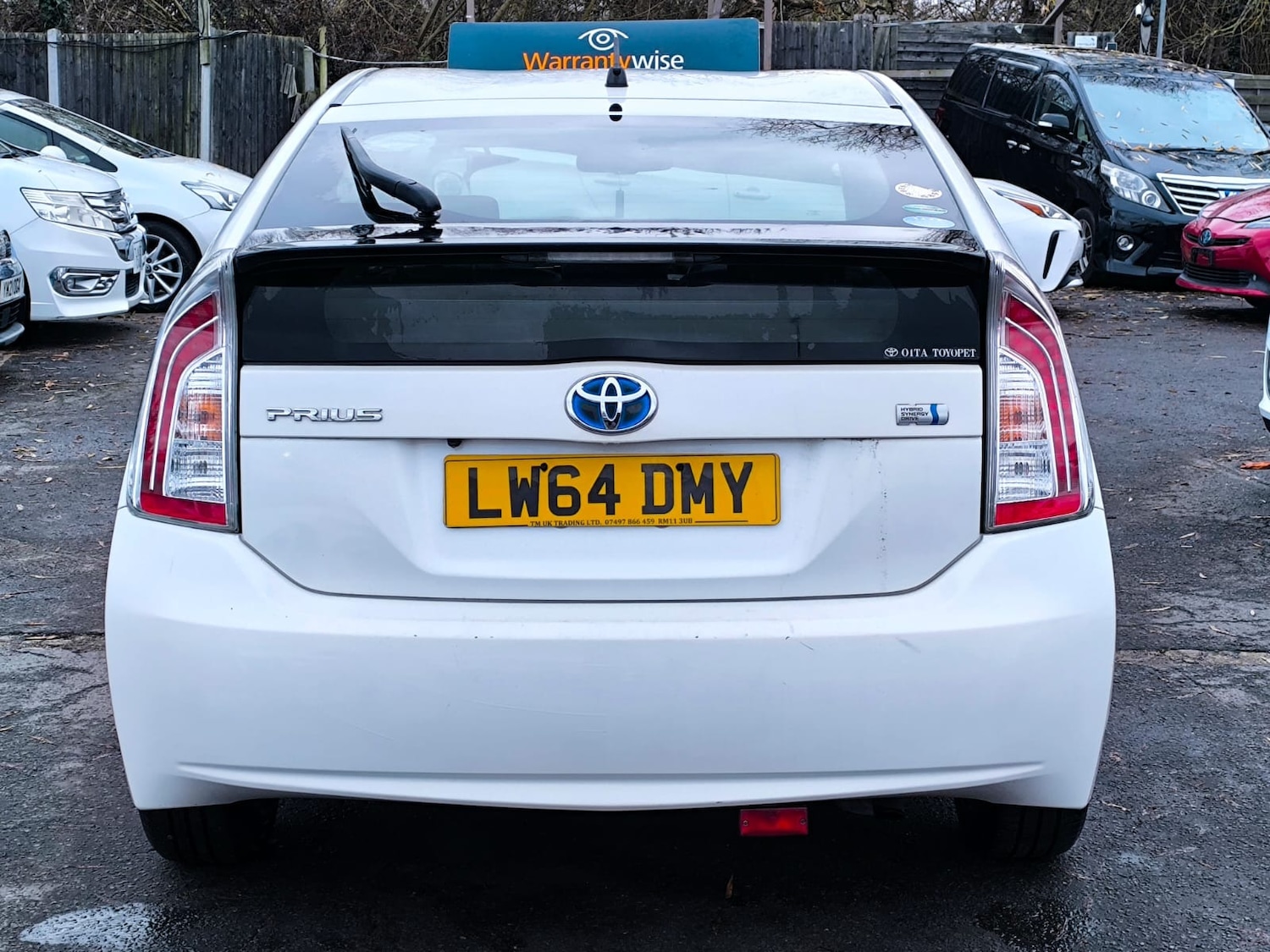 Used Toyota Prius 2015 for sale - 76945948: Photo 8