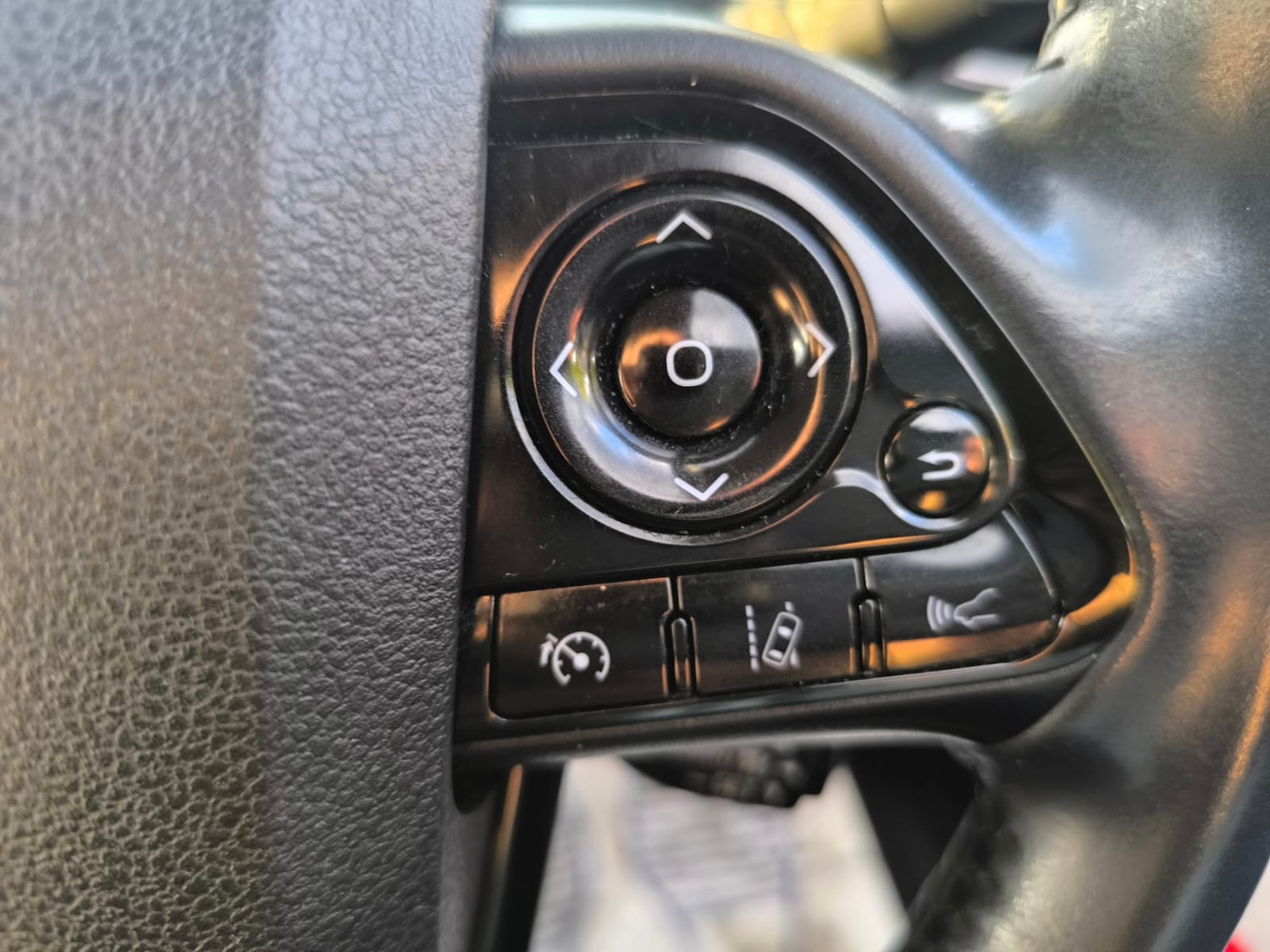 Used Toyota Prius 2020 for sale - 76436599: Photo 19