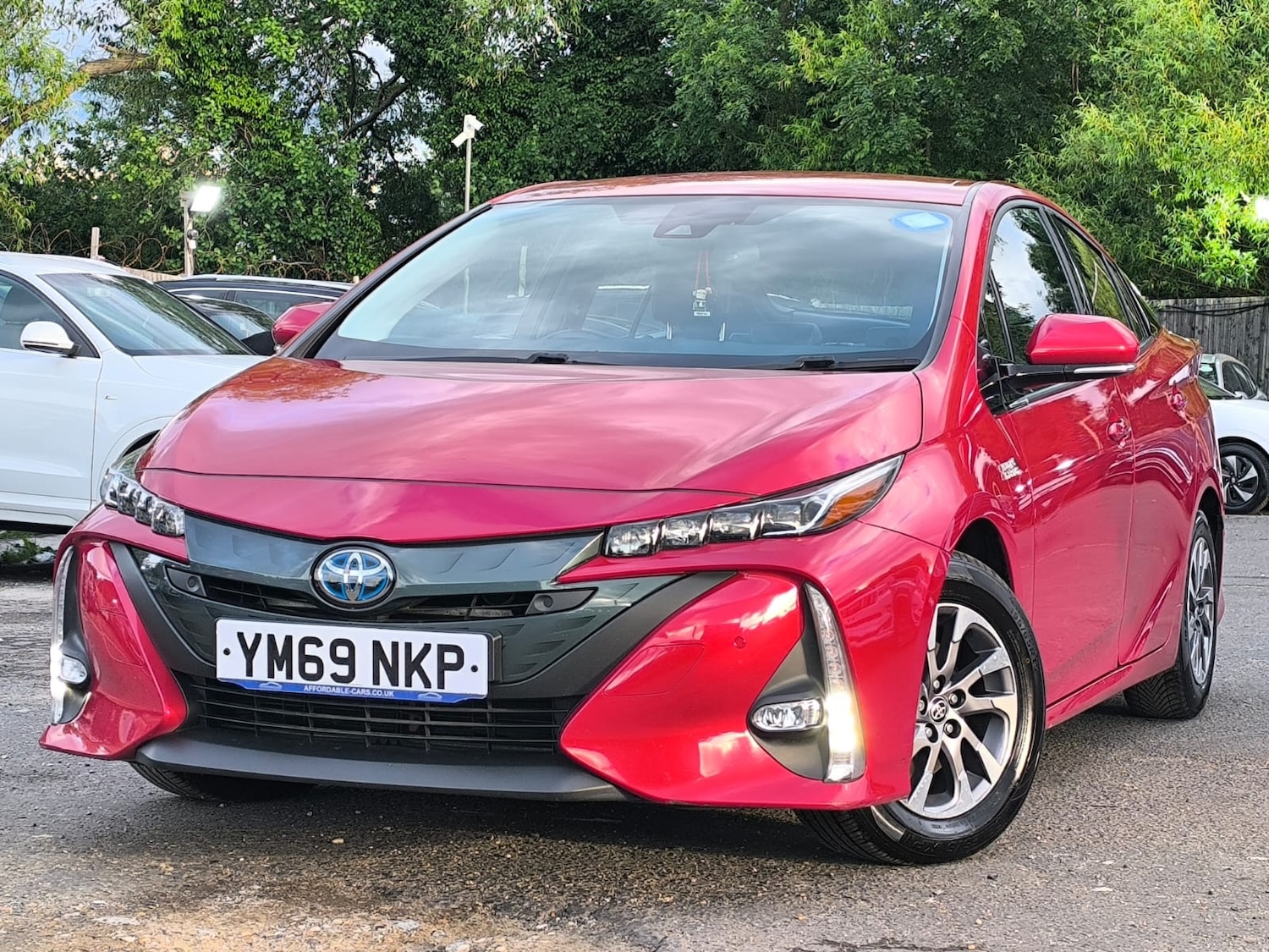 Used Toyota Prius 2020 for sale - 76436599: Photo 3
